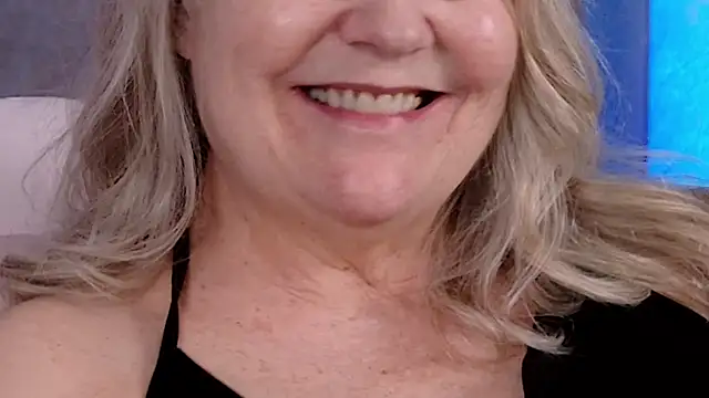 Živý XXX chat Kaitlyn_Winters