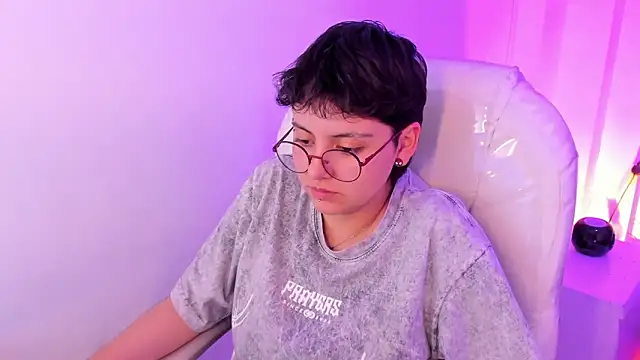 Nathaly_ds Chat XXX live