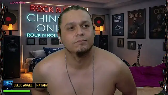 chino_roz Webcam show