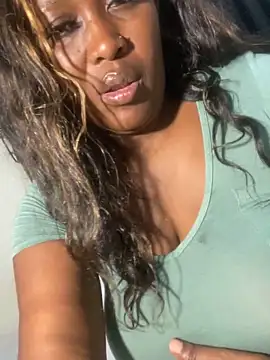 XXX chat uživo modela Cardiebae89