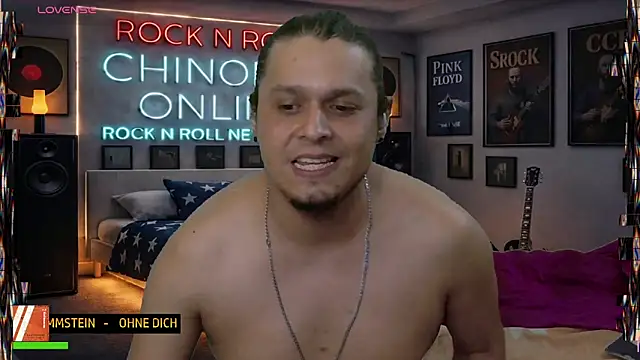 chino_roz Webcam show