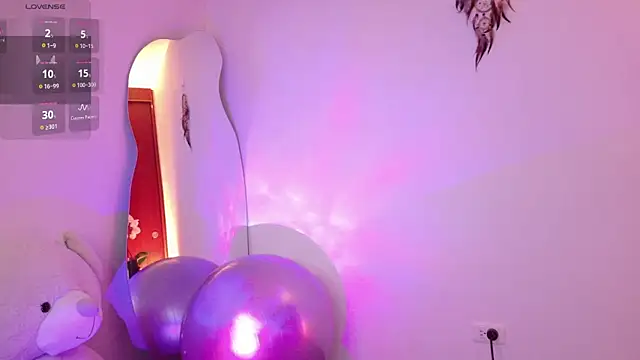 Lia_TinezのライブXXXチャット