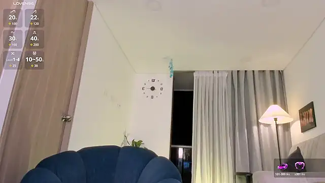 NikaVelvet1: απευθείας συνομιλία ΧΧΧ