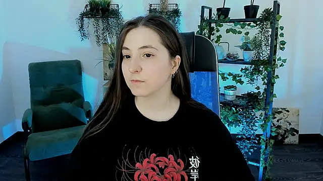 VirtuallVoyantのライブXXXチャット