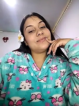 Chatroom XXX en direct de esmeralda_jadees