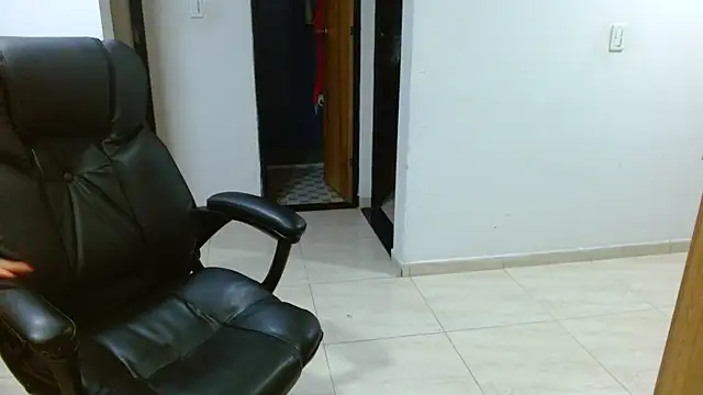 Chatroom XXX en direct de Ixchel_Anaid