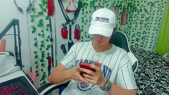 Andy_gray's Live XXX Chat