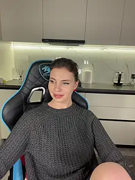 دردشة CurlyLara الجنسية المباشرة