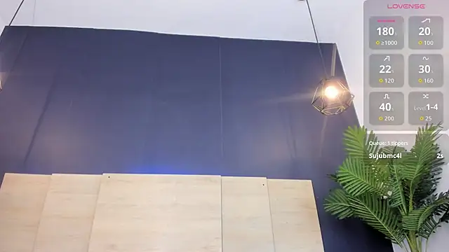 XXX chat uživo modela hermione_brown