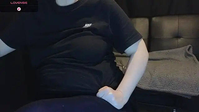 Mia_G0ld Obrolan Langsung XXX