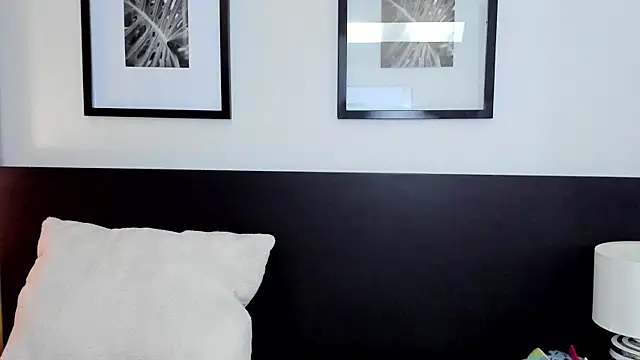 แชท XXX สดของ doll_bella_