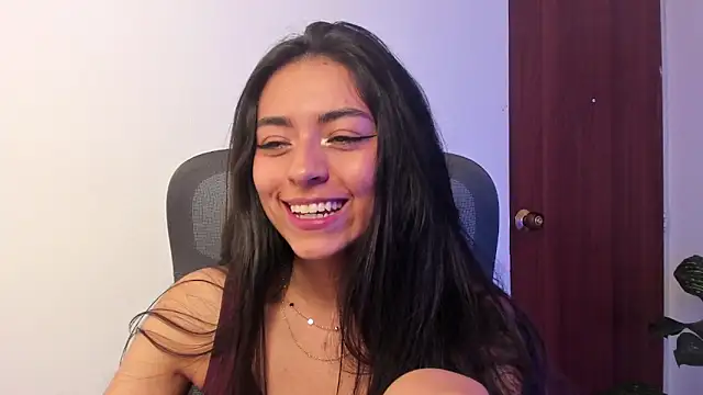 canelleGarces Chat XXX in diretta