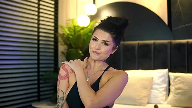 KylieKroftt Chat XXX live