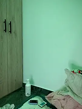 Sarah_Lark- Live XXX-Chat