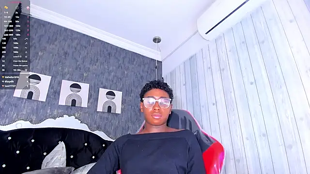 Show modela teylor_lovee na web-kameri