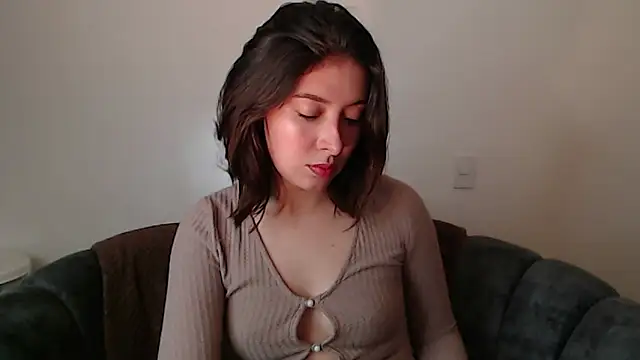 ivonny- Adlı Modelin Canlı XXX Sohbeti