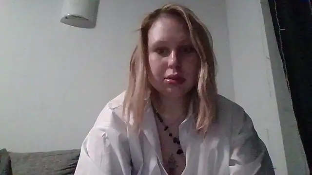 Bridget_Kiss Adlı Modelin Canlı XXX Sohbeti