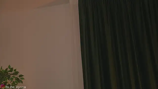 Alyonaqueen_ – Live XXX-chat