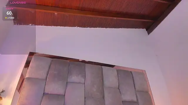 Sofi_Vasquez live XXX chat