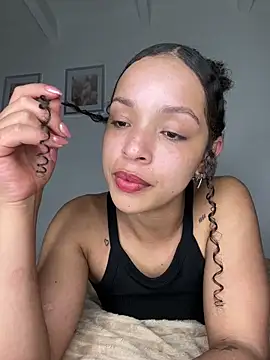 แชท XXX สดของ Yasmin777_