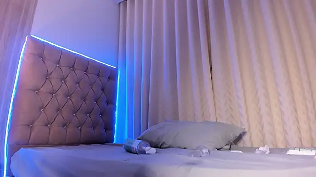 Chat XXX en directo de Maddyluxe