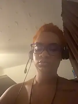 Czat XXX na żywo – nickytheehawtie