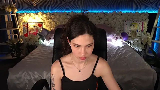 Chat XXX en directo de BabyFlowerr