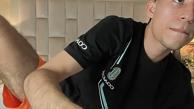 Zahir_Ashar 网  络视讯表演