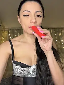 Layana_Ro – Live XXX-chat