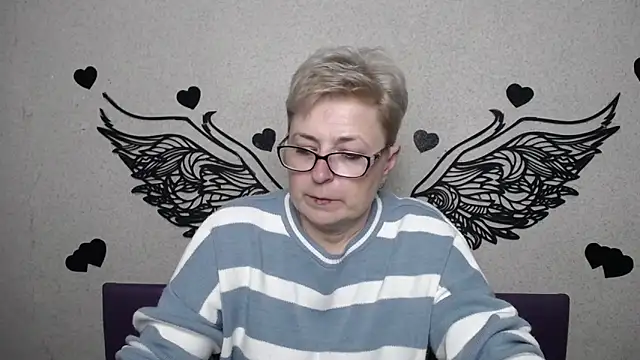 Chat +18 de EmiliaGree ao vivo