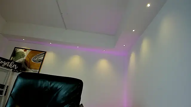 Czat XXX na żywo – Alicee_Broownn