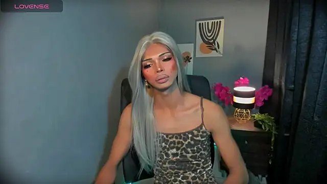 xEllaineCumsLotx Pertunjukan Webcam