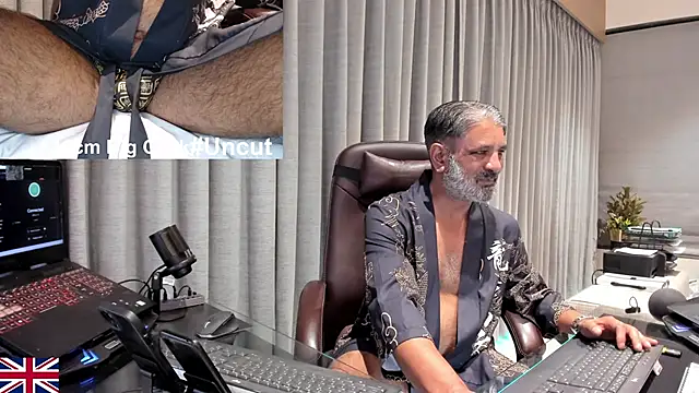 Онлайн чат XXX OnlineBossUK