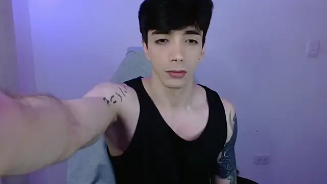 Czat XXX na żywo – H3ll_B0I