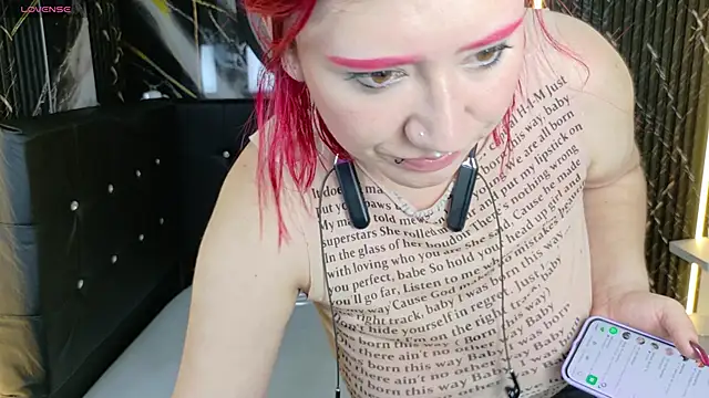 Cerecitaa02_: онлайн-секс-чат