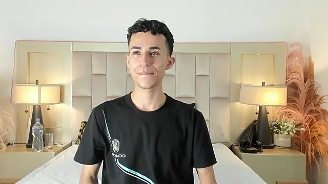 Онлайн чат XXX Zahir_Ashar