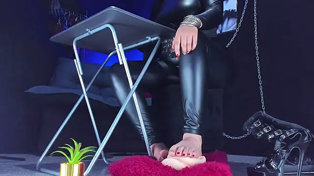 KatrinaStone's Live XXX Chat