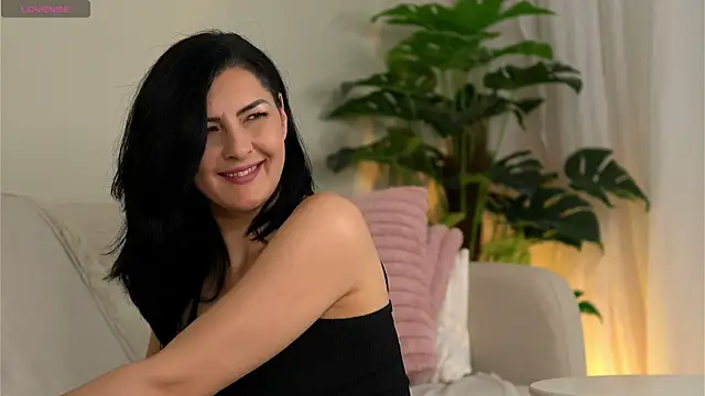 ClassyKatyy's Live XXX Chat