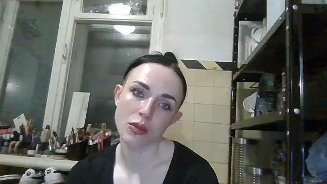 Trinsy_Love Live XXX-Chat