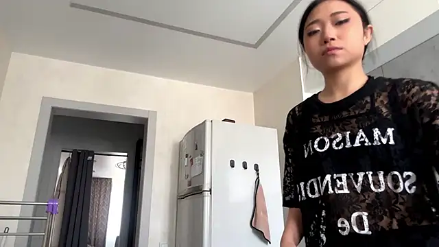 SweetMiaXO webkamerás műsora