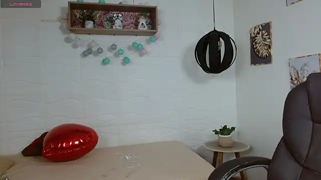 DraxBlade09's Live XXX Chat