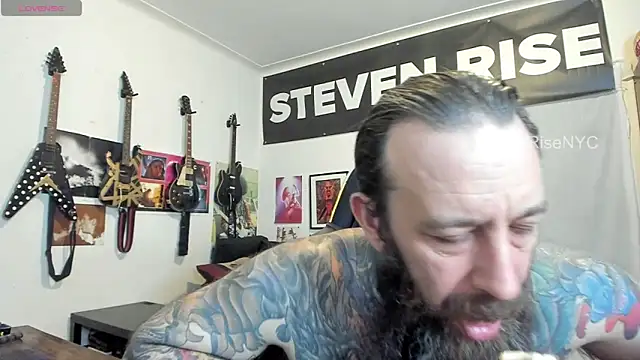 StevenRiseNYC: διαδικτυακό σόου στην κάμερα