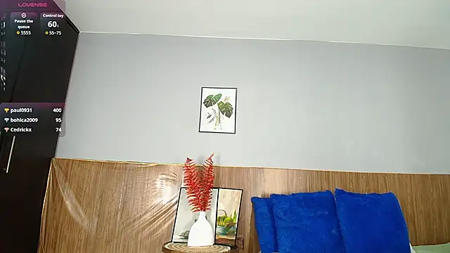 EmiliBonnien Live XXX chat