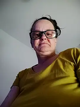 Rozpolcena's Webcam Show