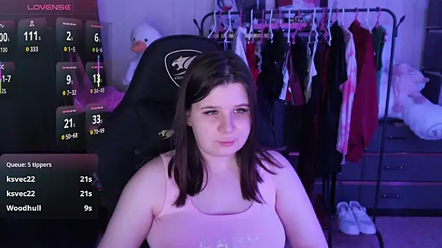 AmyVibess' Live XXX Chat