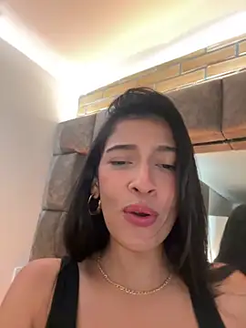 BrigitteVons' Live XXX Chat