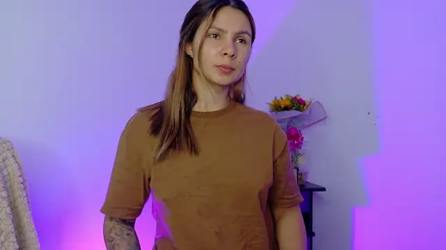 Chatroom XXX en direct de SofiaG_