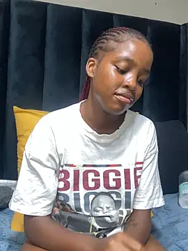 Littlebunny33 Chat XXX live