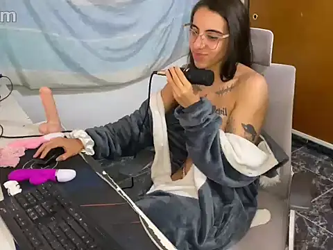 Chat XXX en directo de Poison_Ivy_29