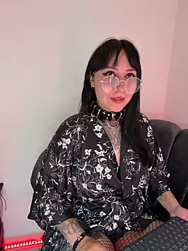 Chat XXX en directo de Ravenna666_